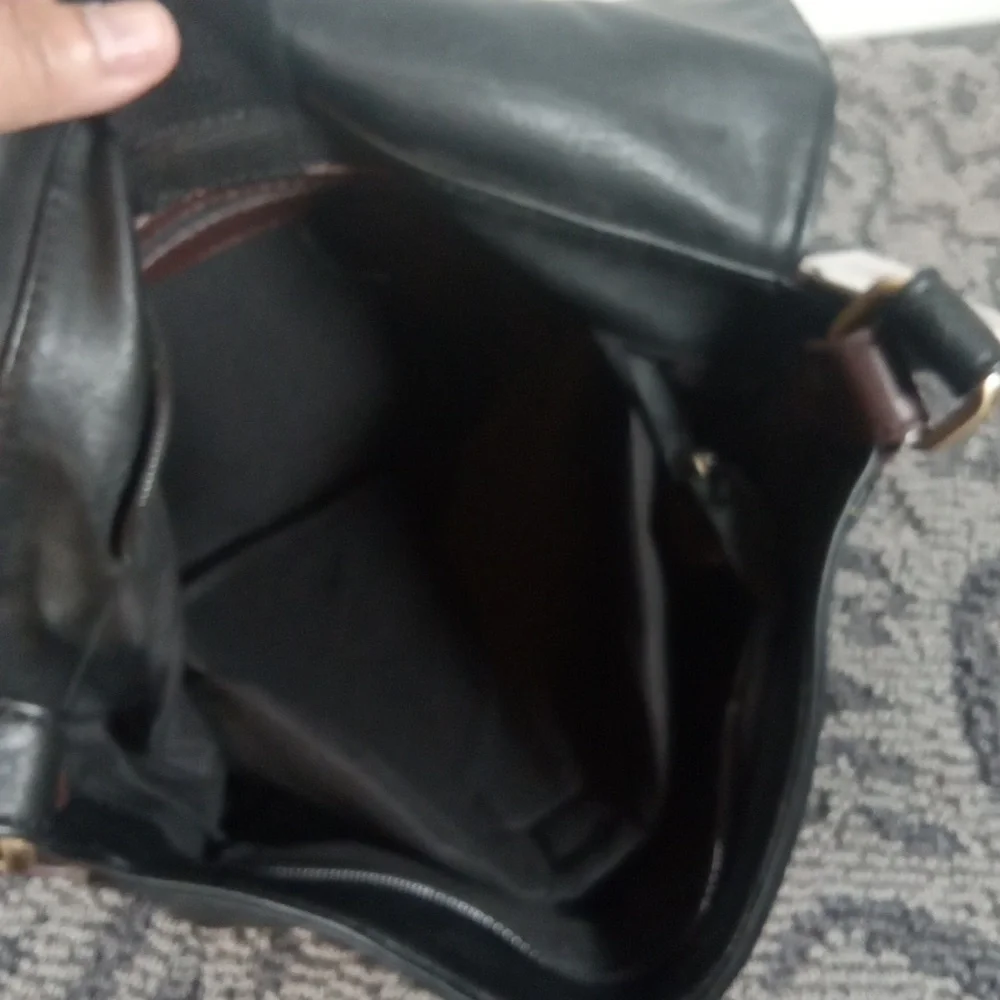 Republic Womens Vegan Leather Messanger Laptop Bag Womens